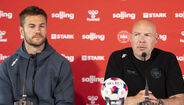 Joachim Andersen com Brian Riemer, selecionador da Dinamarca
