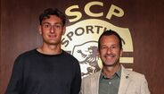Silas Andersen posa ao lado de Frederico Varandas