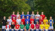 Jogadoes convocados com as camisolas de formação