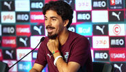 Vitinha em mais uma conferência de imprensa da Seleção Nacional