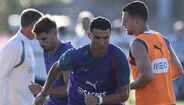 Cristiano Ronaldo foi bastante saudado
