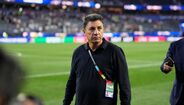 Amir Ghalenoei, selecionador do Irão