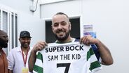 Sam The Kid posa com a camisola do Sporting