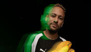 Neymar com as suas PUMA x KidSuper FUTURE
