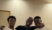 Sporting no Senegal: Faye levou dezenas de camisolas suas para oferecer a familiares e amigos
