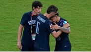 Maxi Araújo em lágrimas tem que ser apoiado pelos colegas