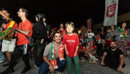 As melhores imagens da festa dos adeptos portugueses na Fan Zone Betano em Gaia
