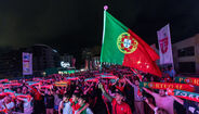 As melhores imagens da festa dos adeptos portugueses na Fan Zone Betano em Gaia