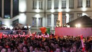 As melhores imagens da festa dos adeptos portugueses na Fan Zone Betano em Gaia