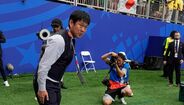 Hajime Moriyasu fez vénia a agradecer aos adeptos antes de deixar o relvado