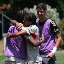 <![CDATA[ Benfica segura 2.º lugar do campeonato nacional de juvenis ]]>