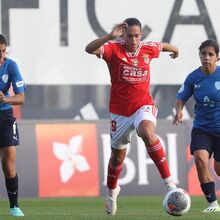 <![CDATA[ Oficial: Benfica anuncia saída de Andrea Falcón ]]>