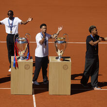 <![CDATA[ Festejos sem fim em Paris ]]>