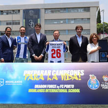<![CDATA[ Miguel Layún apadrinha nova escola Dragon Force no México: «É muito especial fazer parte deste projeto» ]]>