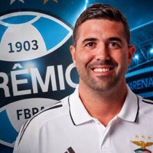 <![CDATA[ Baixa na prospeção do Benfica: Carlos Silva ruma ao Grémio ]]>