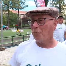 <![CDATA[ Do Algarve a Lisboa só para participarem no Record Challenge Park: «Viemos jogar Walking football» ]]>