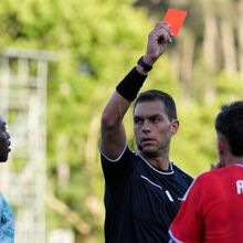 <![CDATA[ Rafael Leão deve cumprir um jogo de suspensão frente à Nigéria e estar disponível para o arranque do Mundial ]]>