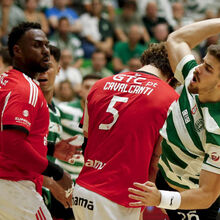 <![CDATA[ Benfica-Sporting, em direto ]]>