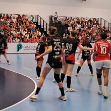<![CDATA[ Benfica revalida a Taça de Portugal feminina, a 10