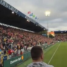 <![CDATA[ O momento em que o estádio se uniu para entoar o n