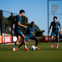 <![CDATA[ Grupo completo: quarteto do PSG e Matheus Nunes já