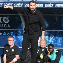<![CDATA[ Gonçalo Feio: «O Sporting tem um futebol muito atr