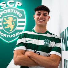 <![CDATA[ Sporting renova contrato com promessa da Academia 