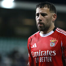 Benfica à caça de centrais: antigos capitães dizem