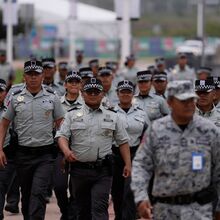 México a braços com manifestações e obras em atraso no arran