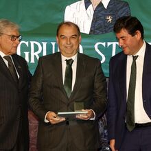 Paulo Gomes continua no comando da Academia do Sporting
