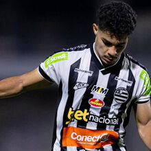 Alverca atento a Kauan Rodrigues, médio do Fortaleza