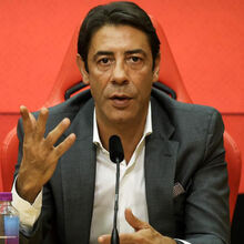 Rui Costa quebra o silêncio: siga a conferência do president