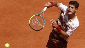 Daniel Vallejo multado em 65 mil euros por críticas a árbitra em Roland Garros