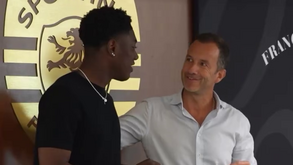Doumbia partilha bastidores de Veneza a Alcochete: reforço do Sporting contemplou a nova casa
