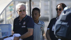 Carlos Godinho lembra trabalho de décadas e rejeita pressão de agentes na Seleção