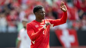 Embolo vai ter de esperar