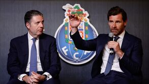 André Villas-Boas, com o responsável pelas finanças Pereira da Costa