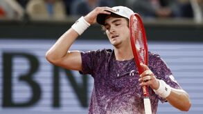 João Fonseca ficou-se pelos 'quartos' em Roland Garros