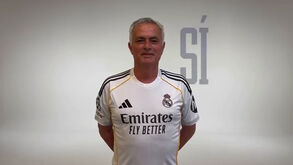 Florentino Pérez anuncia José Mourinho no Real Madrid com este vídeo