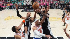 Spurs e Knicks defrontam-se na final da NBA