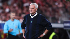 José Mourinho vai deixar o Benfica para assinar pelo Real Madrid