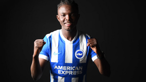 Zadok Yohanna apresentado no Brighton