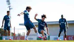 Gonçalo Ramos, João Neves, Vitinha e Nuno Mendes no relvado