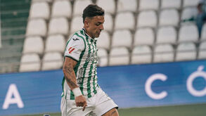 Juan Maria Alcedo reforça defesa do Torreense