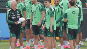 Javier Aguirre a postos para o arranque do Mundial