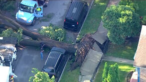 Tornados deixam rasto de destruição nos arredores de Chicago