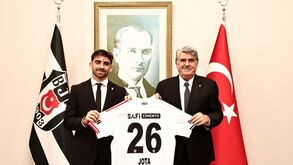Jota Silva jogou por empréstimo no Besiktas