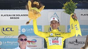 Isaac del Toro conquista Tour Auvergne-Rhône-Alpes 