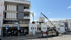 Obras no pavilhão do Farense já tiveram início