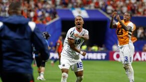Dailon Livramento e Sidny Lopes Cabral celebram... empate
